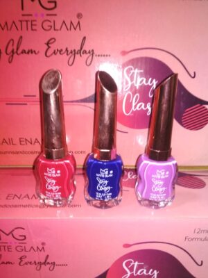 Stay classic Nail polish
